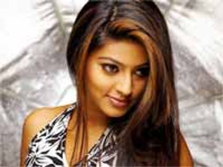 వివాదాల 'స్నేహి'తురాలు