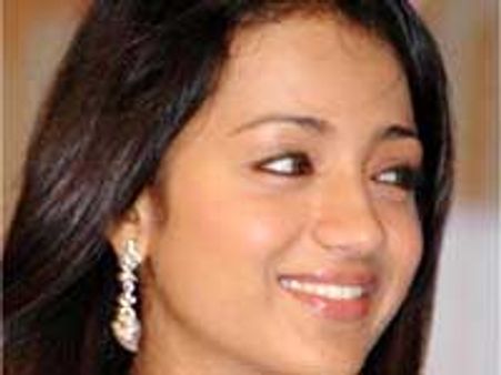 నాగచైతన్య సరసన త్రిష సూటవుతుందా? కాదా?