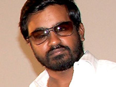 డైరక్టర్ గారి నైట్ క్లబ్ యవ్వారం