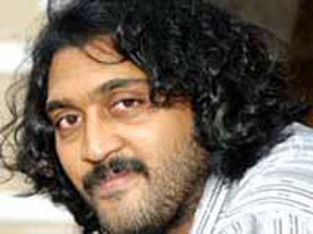 సారాయి వీర్రాజు కి ప్రేరణ అదా?