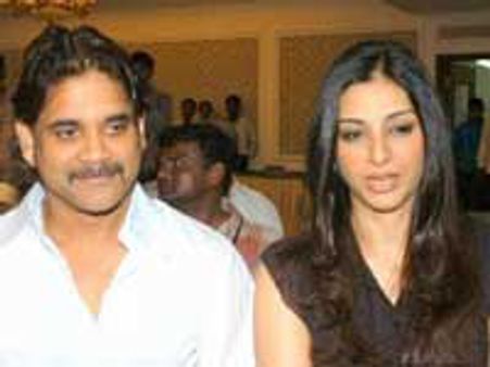 నాగార్జున టబూ ల ఆఫ్ స్ర్కీన్ కెమిస్ట్రీ !