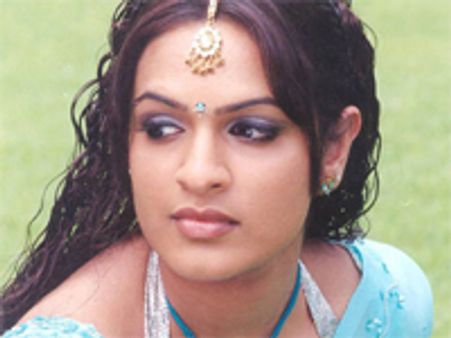 కృష్ణవంశి సీన్లు వల్గర్ గా...