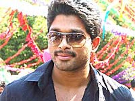 అల్లు అర్జున్ పెళ్ళికి తొందరెందుకు?