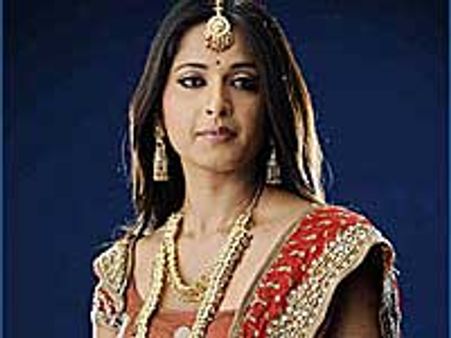 ఆరిపోతున్న వరద బాధితుల జీవితాలను ఆదుకోలేక పోతున్నా 'తారలు'