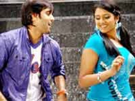 'చుక్కలాంటి విమలా చక్కనైన తరుణ్'