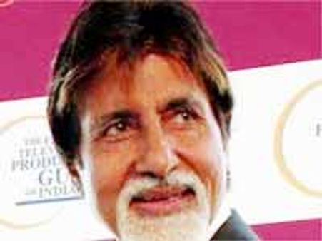 బిగ్ బి పై రహస్య కెమెరా?