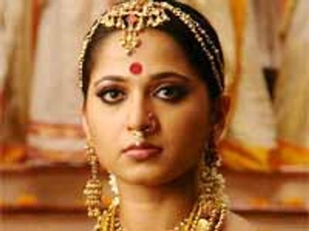 అరుంధతి మూసలో.. అఘోరా యాసలో మరో...