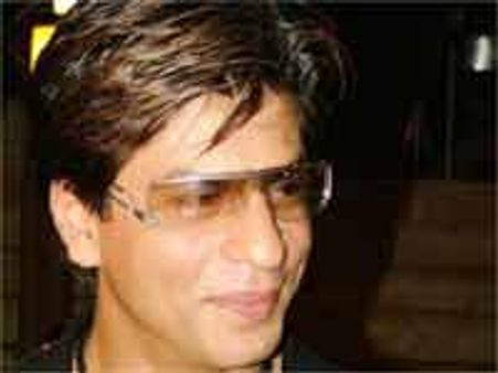 ఆ టాప్ హీరోల 16 ఏళ్ళ ఫైట్ ముగిసింది