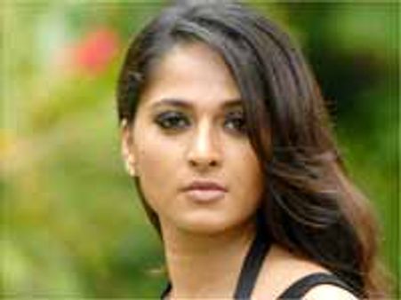 మహేష్ బాబు ని ఎత్తేస్తున్న అనూష్క