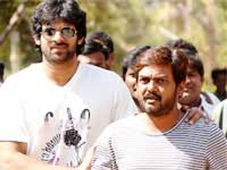 న్యూస్ రీడర్ అవతారమెత్తుతున్న పూరీ జగన్నాధ్