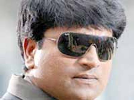 డైరక్టర్ రవి బాబు ‘అమరావతి’ ల థ్రిల్లింగ్ స్టోరి పబ్లిసిటికి దూరంగా??