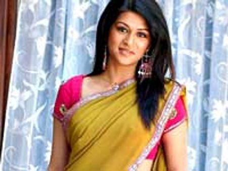 అల్లు అర్జున్ రికమండేషన్ తో ఆమెకు ఆఫర్