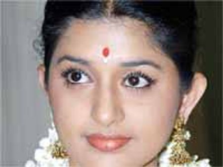 మీరా జాస్మిన్ కు మోక్షం సిద్దించనుంది