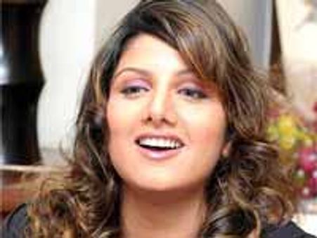 ముఖ్యమంత్రికి రంభ క్షమాపణలు!?