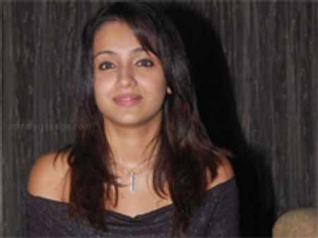 ఆకాశమంత చిత్రం త్రిషకు ఆ ఆఫర్ ఇప్పించింది