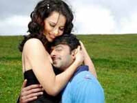 పూరీ 'ఏక్ నిరంజన్' ఫైనల్ గా(ట్రేడ్ టాక్)