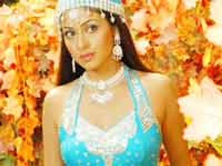 సదా పెళ్ళి గోల లేదో విల విల!?