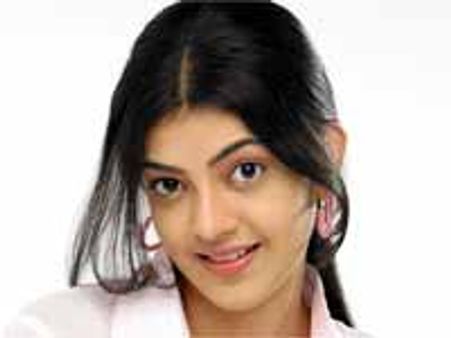 కాజల్ కొత్త చిత్రం 'ఓం శాంతి' విశేషాలు