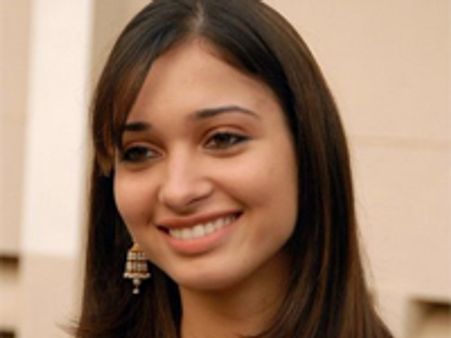 ఆ హీరోనే నాతో క్లోజ్ గా ఉంటాడు..తమన్నా