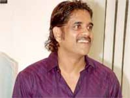 నాగార్జున 'మోసగాడు' వెనక అసలు కథ ఇదే!?