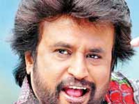 అనుకొన్నది ఒక్కటి అయినదొక్కటి:రజనీకాంత్ ‘రోబో’!