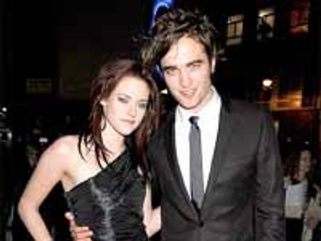 వీరి ప్రేమయినా కడదాకా వుంటుందా