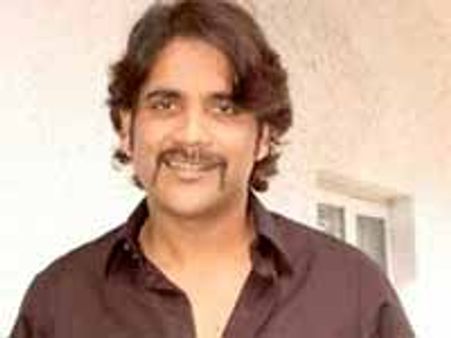 నాగార్జున గ్రీకు వీరుడు కాదు..గీకు వీరుడు