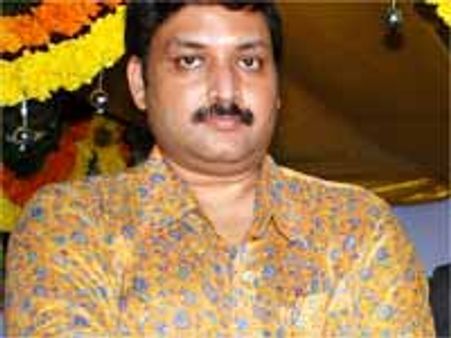 రామోజీ రావు తనయుడు సుమన్ ‘నాన్ స్టాప్’గా!