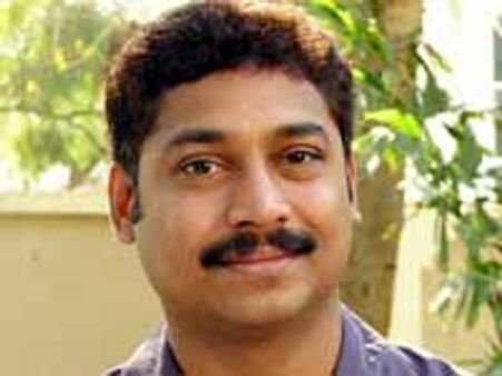 లగడపాటి శ్రీధర్' స్టైల్-2' కి డైరక్టర్ అతనే