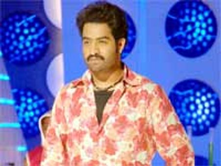 జూ ఎన్టీఆర్-హన్సికల ‘సింహధ్వని’!