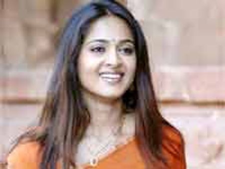 తెలుసా...నాలో స్ల్పిట్ పర్శనాల్టీ ఉంది..అనూష్క