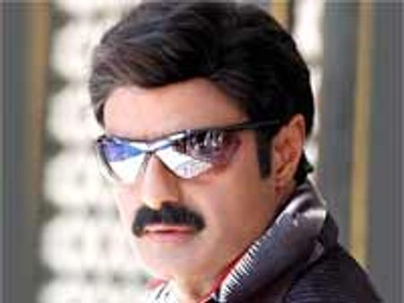 నందమూరి బాలయ్య ఒక్కడే బ్యాలెన్స్!