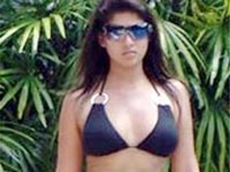 జూ ఎన్టీఆర్ 'అదుర్స్' చిత్రం స్పెషాలిటీలు ఇవే..