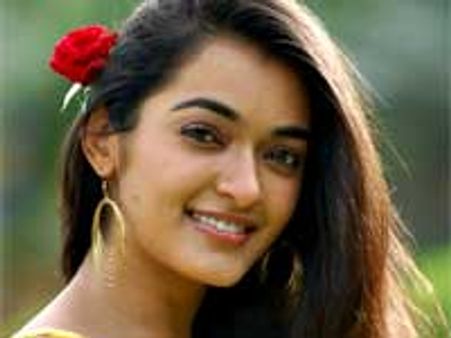 కేక హీరోయిన్ కి గోపీచంద్ రికమండేషన్!?