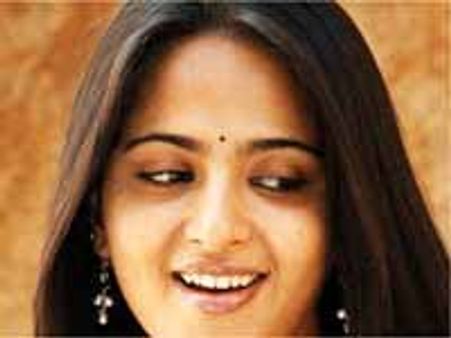 పూరీ జగన్నాధ్ దర్శకత్వంలో బొమ్మాళి రవి