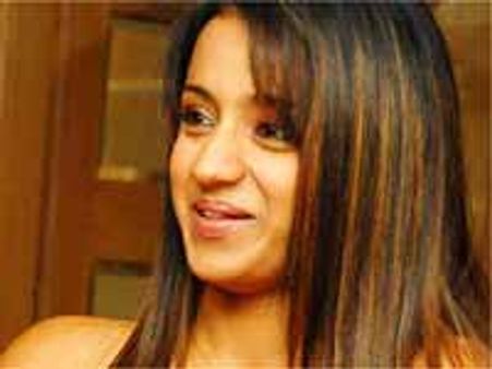 గోపీచంద్ ని తీసేసి రవితేజ, అనూష్కని తీసేసి త్రిష...