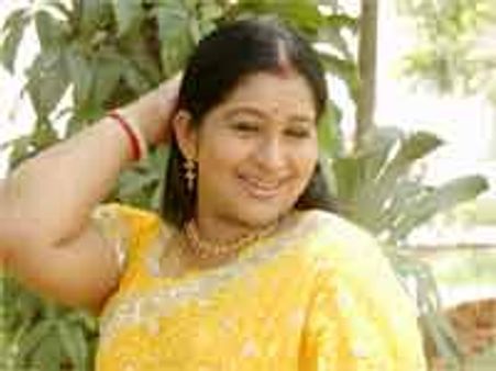 ఆడపాండవులు!?