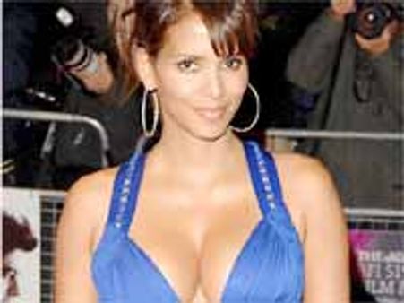 ఆ నటి జీవితంలోని చీకటికోణాలు...!!