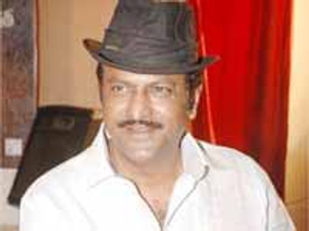 చూడండి బ్రదర్ అన్నీ అవే సర్ధుకుంటాయి: మోహన్ బాబు!