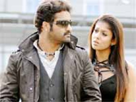 జూ ఎన్టీఆర్ 'అదుర్స్' రిలీజ్ ఆగినట్లేనా!?