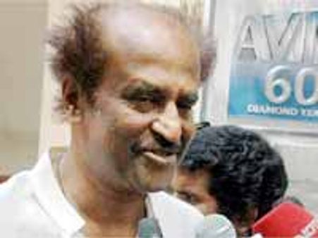 సూపర్ స్టార్ రజనీకాంత్ చేతుల మీదుగా లారెన్స్ గుడి!