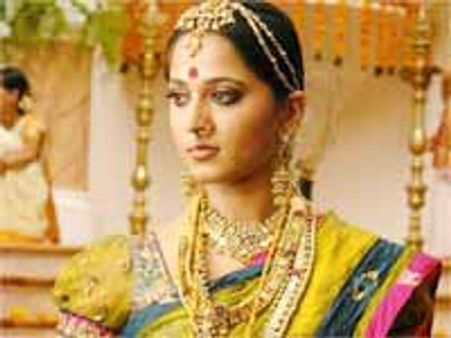 సొమ్ము శ్యామ్ ప్రసాద్ రెడ్డిది..సోకు అనుష్కది