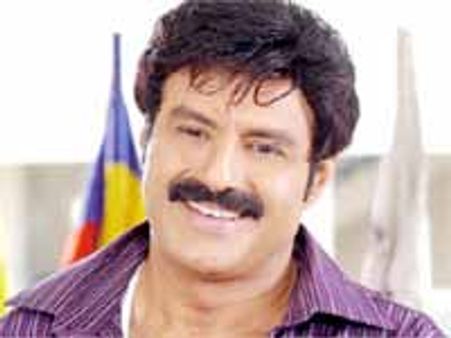 శక్తి వంతమైన ఓ వ్యక్తి గా నందమూరి బాలకృష్ణ