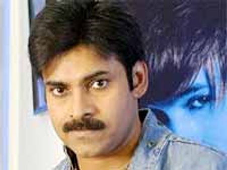 పవన్ కళ్యాణ్ గెస్ట్ హౌస్ పై దాడి