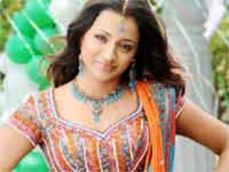 త్రిష చిత్రం ఆడియో రిలీజ్ లండన్ లో కారణం?