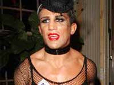 ఆ 'ఆడ-మగ' కాని వాడివల్లే ఆమె ఇలా తయారయింది...!!