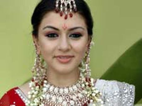 టాలీవుడ్ ఒక అశోకవనం: హన్సిక