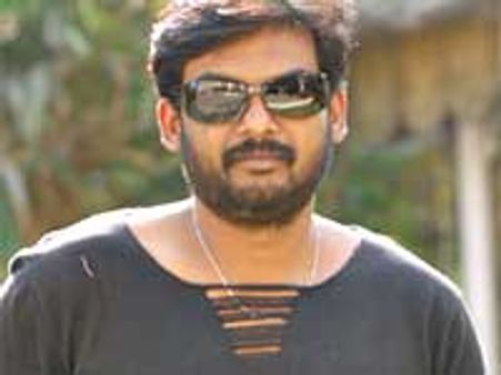 పూరీ జగన్నాథ్ హిందీ సినిమా నిజమే..!!