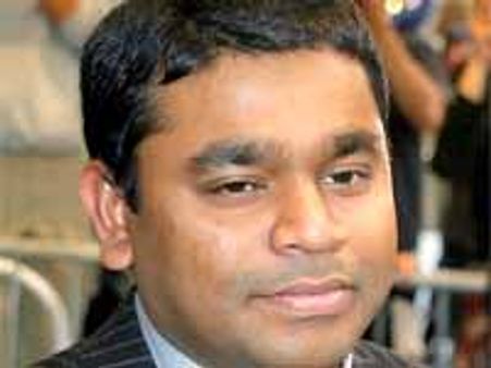 స్టీవెన్‌ స్పీల్‌బర్గ్, ఎఆర్ రహమాన్ తో కలసి