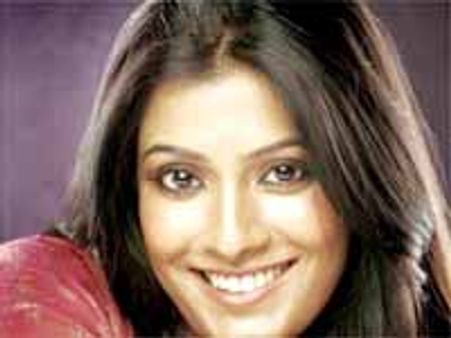 ఇక రాధిక కూతురు కూడా త్వరలోనే...